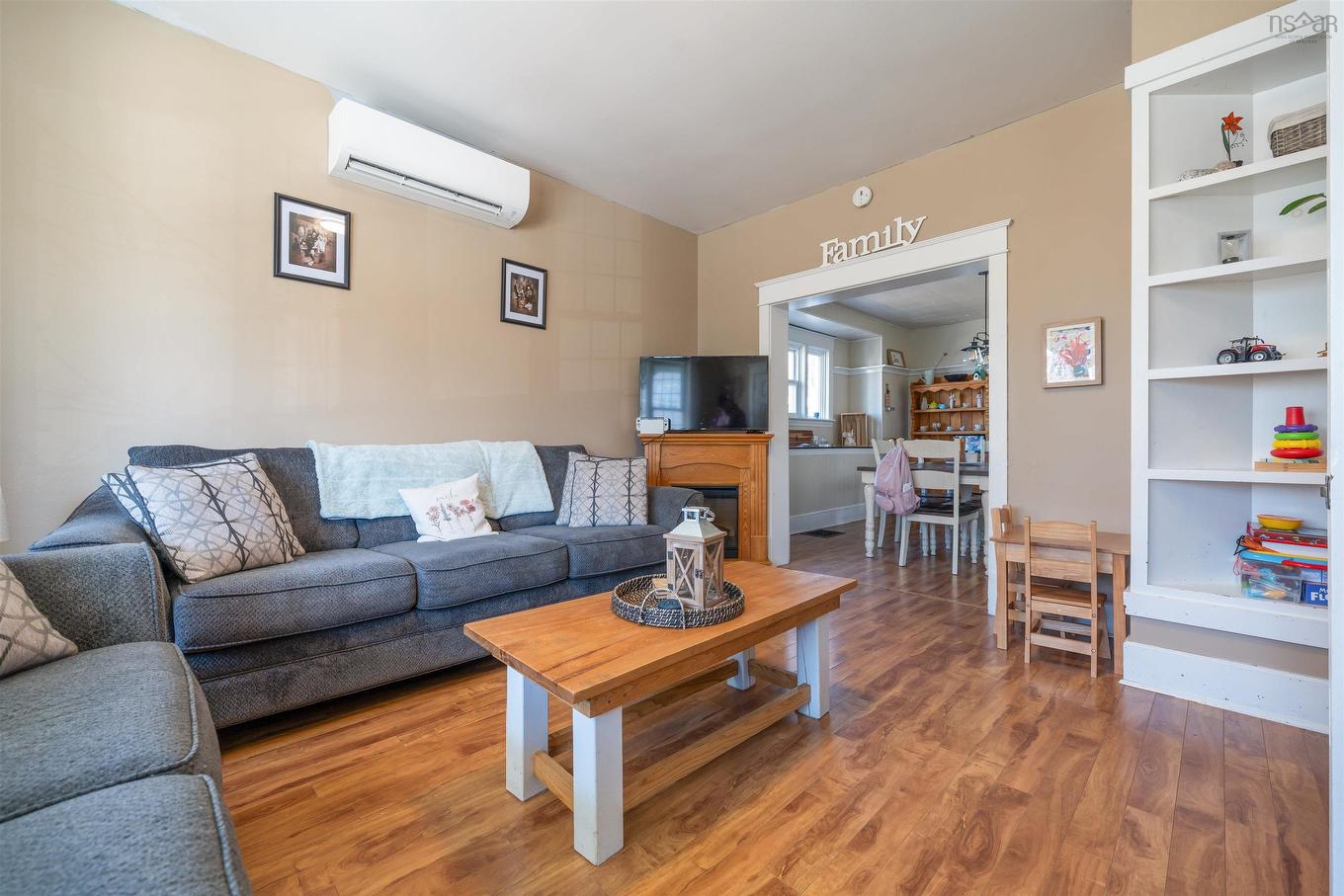 2 Davison Street, Amherst, NS