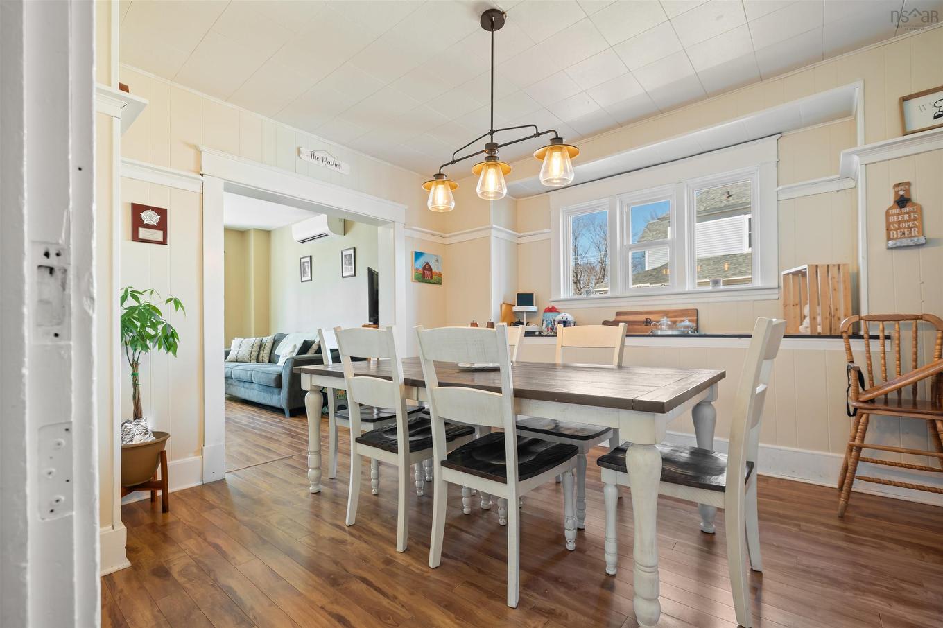 2 Davison Street, Amherst, NS
