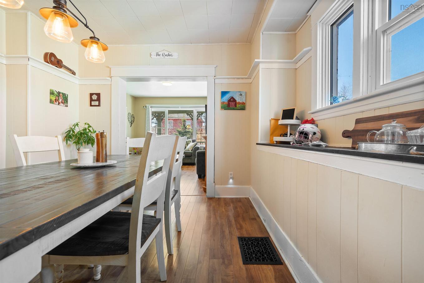 2 Davison Street, Amherst, NS