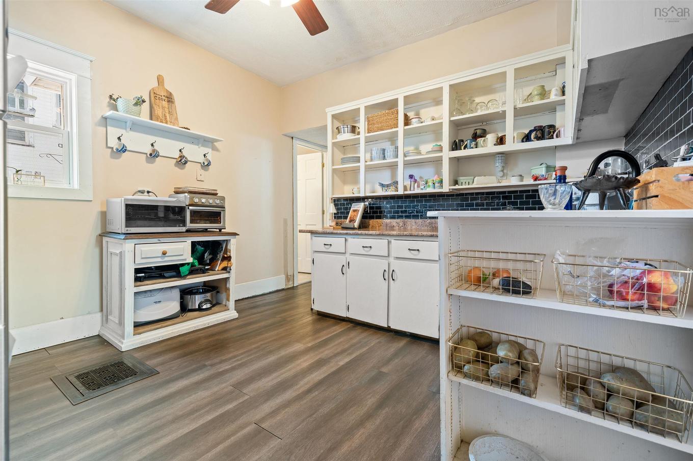 2 Davison Street, Amherst, NS