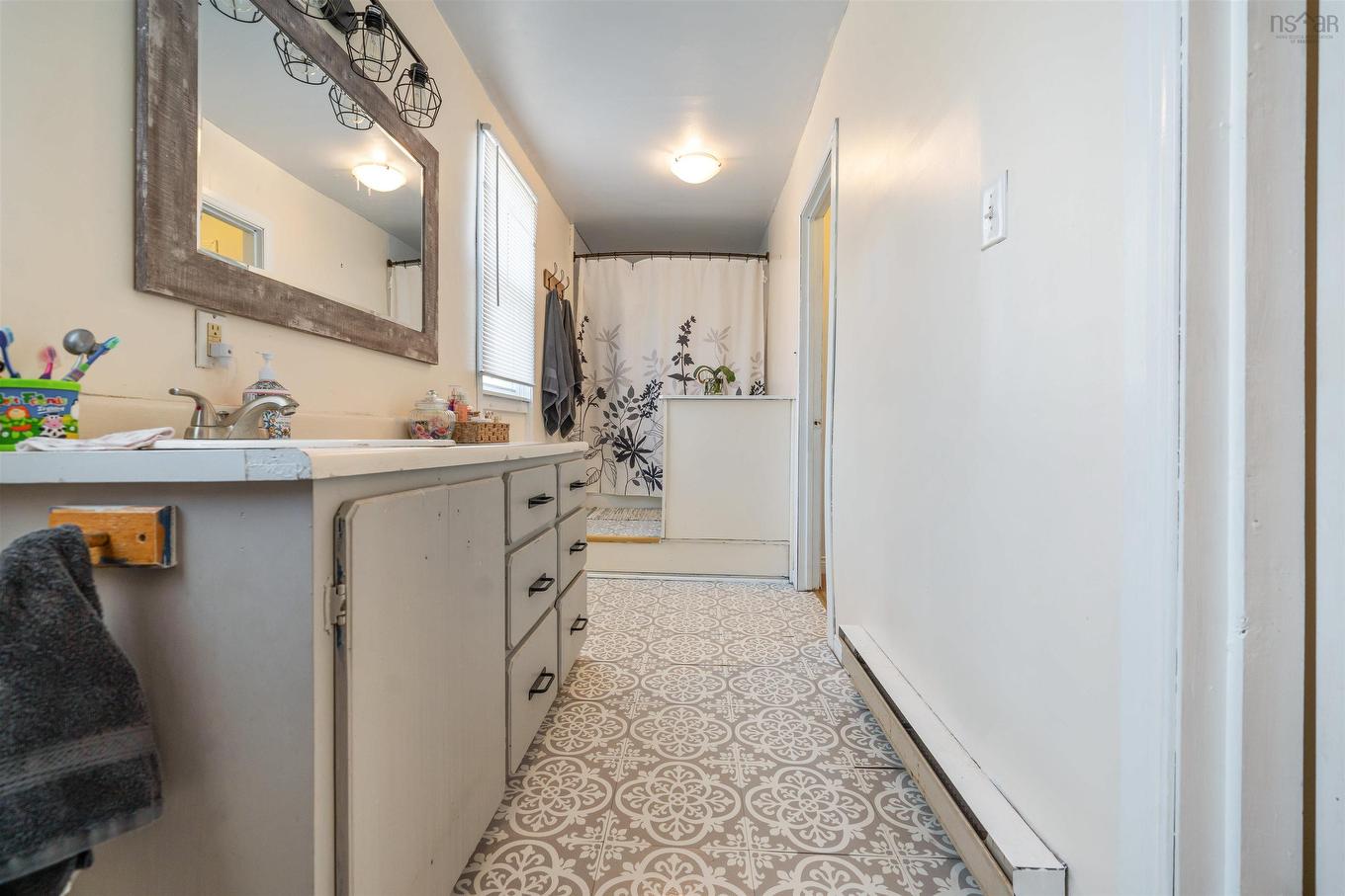 2 Davison Street, Amherst, NS
