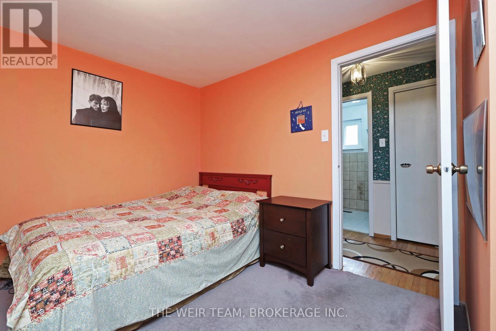 1577 Otterby Road, Mississauga, ON - Indoor Photo Showing Bedroom