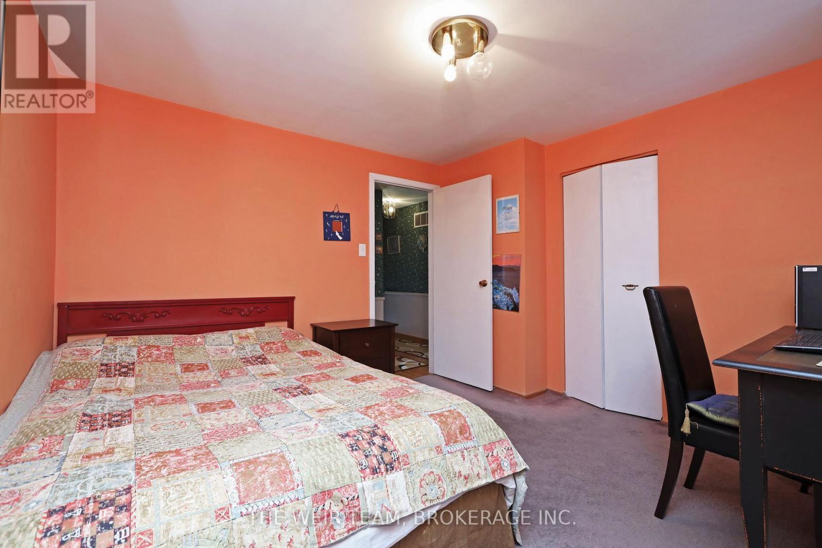 1577 Otterby Road, Mississauga, ON - Indoor Photo Showing Bedroom