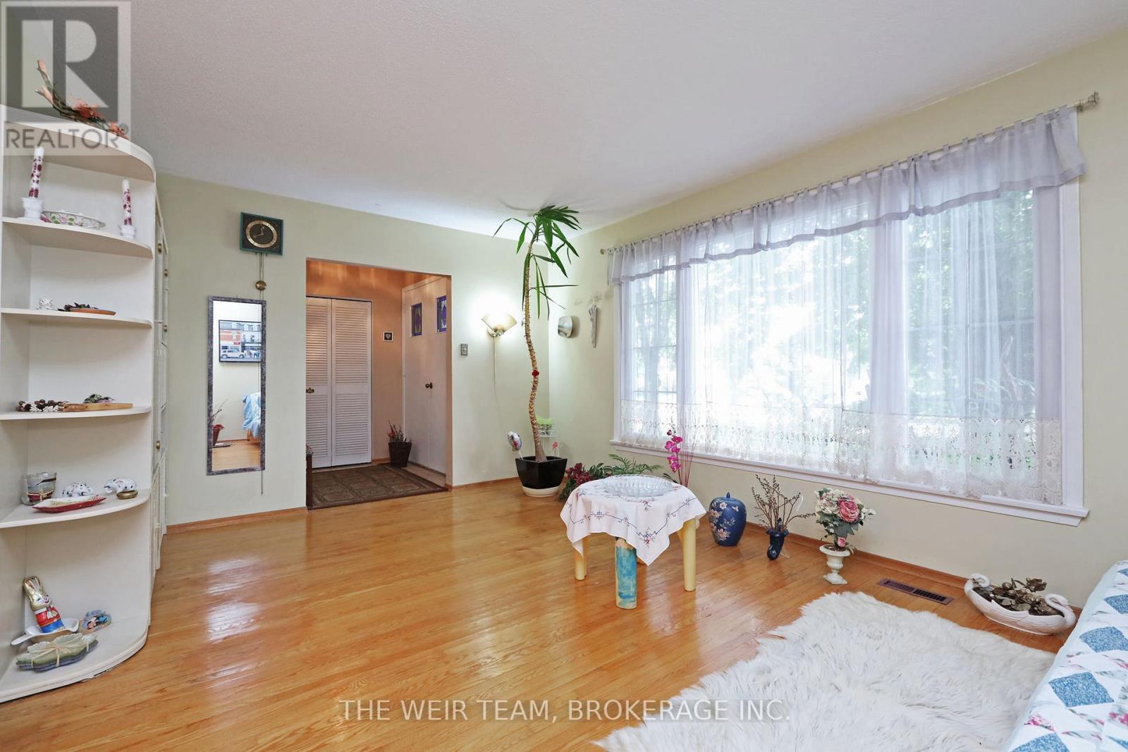 1577 Otterby Road, Mississauga, ON - Indoor