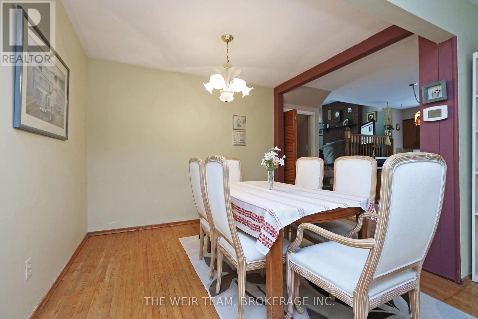 1577 Otterby Road, Mississauga, ON - Indoor Photo Showing Dining Room