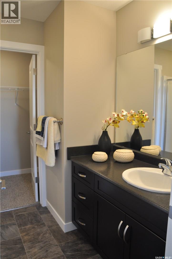 224 1220 Pringle Way, Saskatoon, SK - Indoor Photo Showing Bathroom