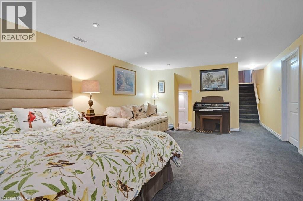 Bedroom with dark carpet and recessed lighting - 5511 Second Line, Erin, ON - Indoor Photo Showing Bedroom