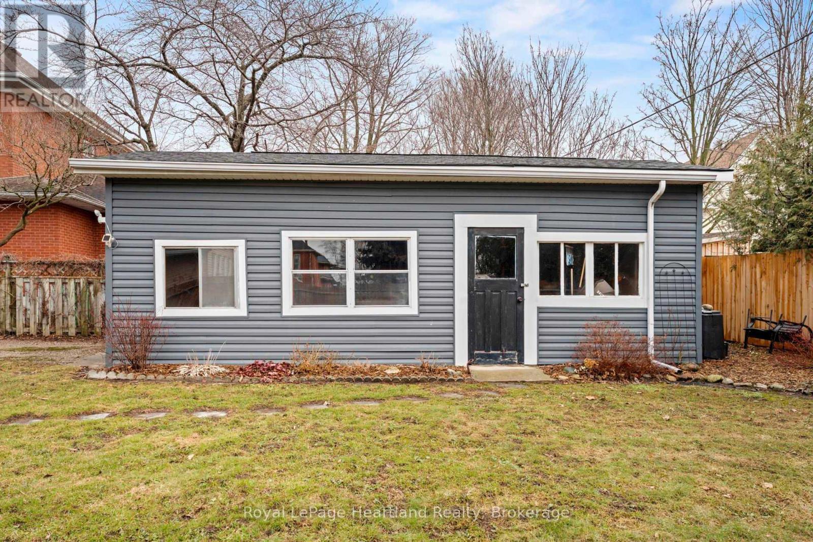 122 Nelson Street E, Goderich (Goderich (Town)), ON - Outdoor