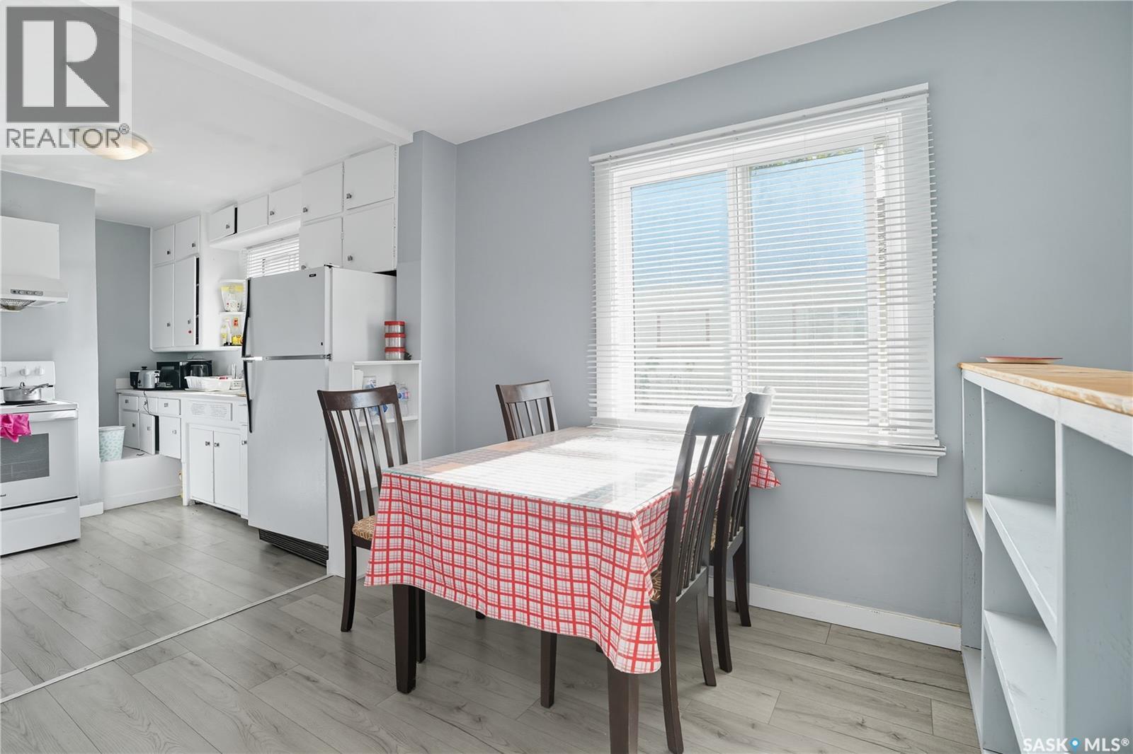 114 E Avenue S, Saskatoon, SK - Indoor