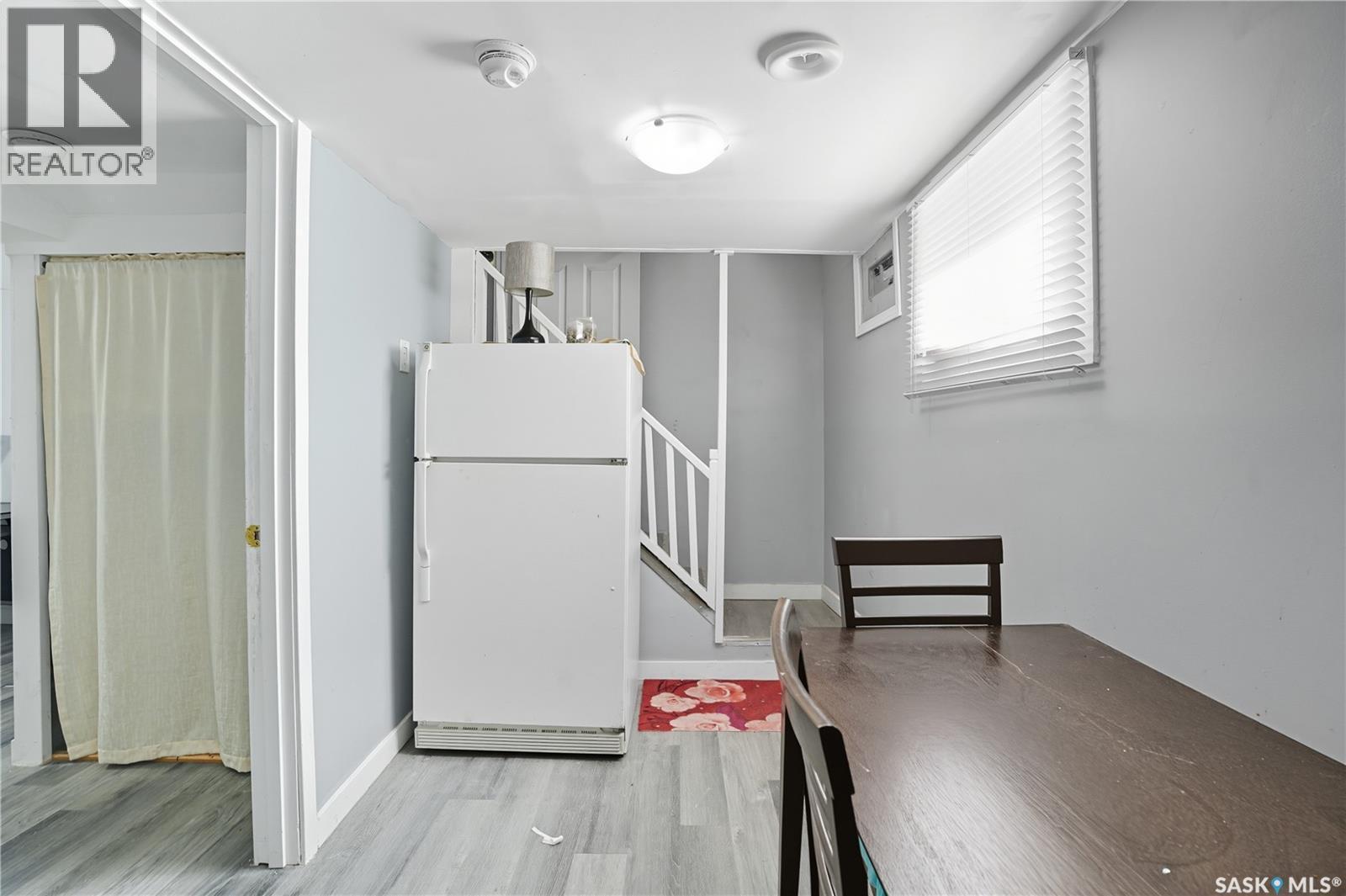 114 E Avenue S, Saskatoon, SK - Indoor Photo Showing Other Room