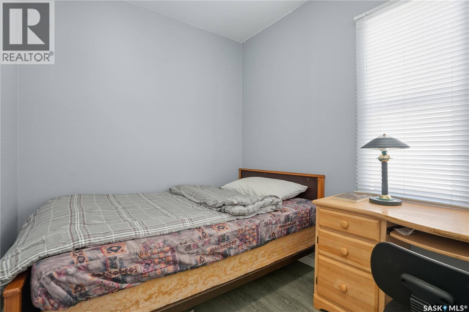 114 E Avenue S, Saskatoon, SK - Indoor Photo Showing Bedroom
