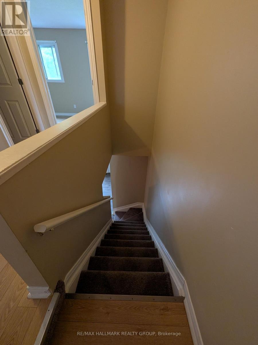 119 Teal Crescent, Ottawa, ON - Indoor Photo Showing Other Room