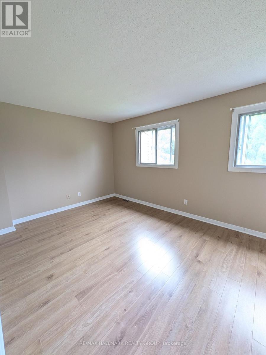 119 Teal Crescent, Ottawa, ON - Indoor Photo Showing Other Room