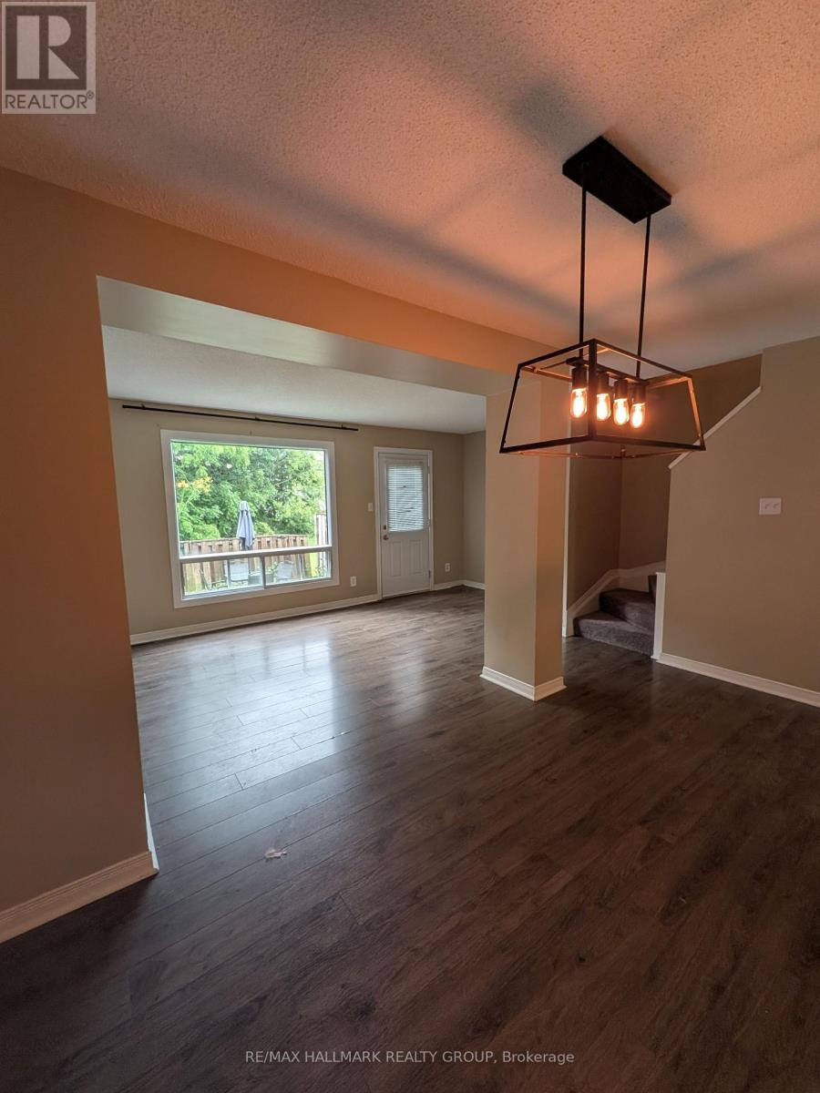 119 Teal Crescent, Ottawa, ON - Indoor Photo Showing Other Room