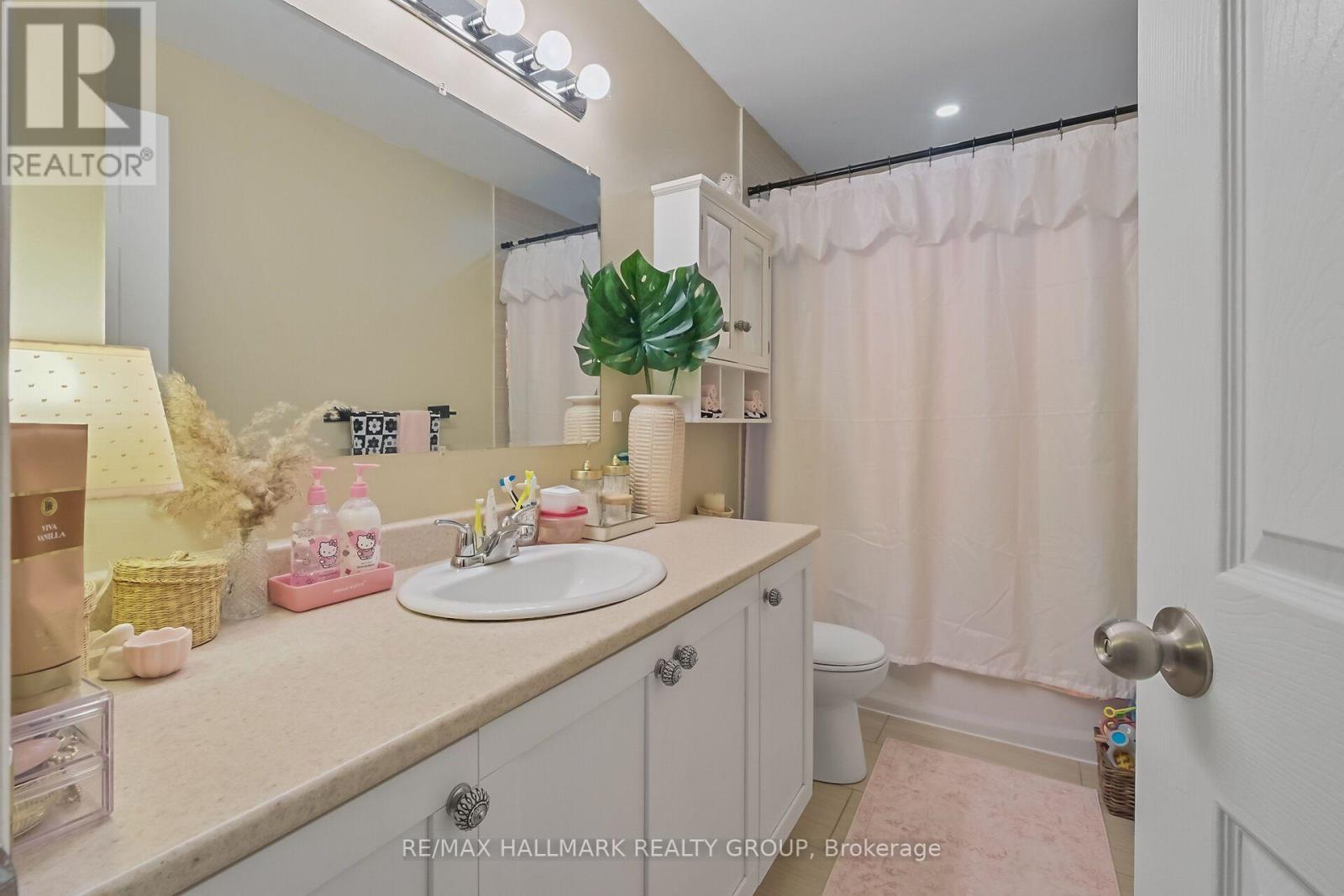 119 Teal Crescent, Ottawa, ON - Indoor Photo Showing Bathroom