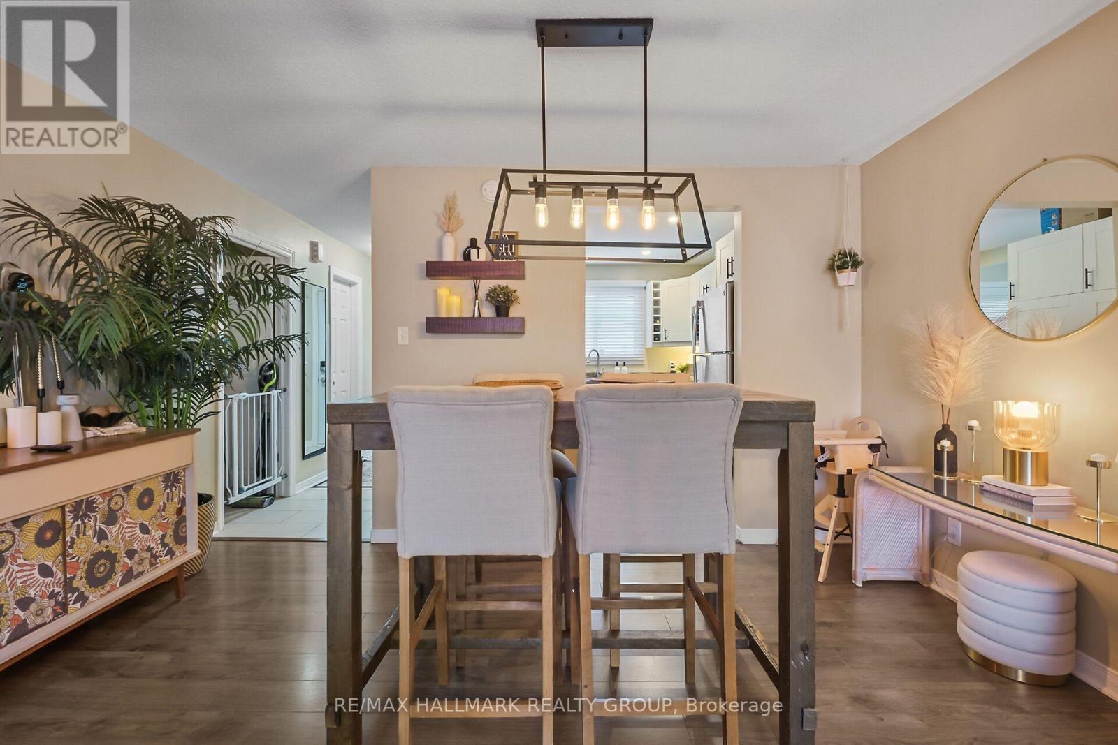 119 Teal Crescent, Ottawa, ON - Indoor Photo Showing Dining Room