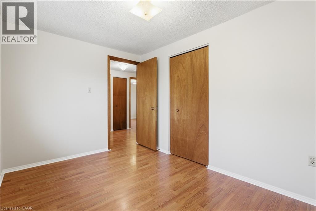 28 Bacall Crescent, Hamilton, ON - Indoor Photo Showing Other Room