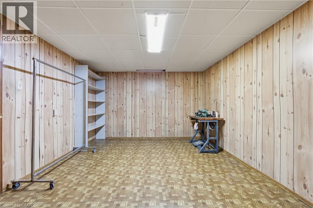 28 Bacall Crescent, Hamilton, ON - Indoor Photo Showing Other Room