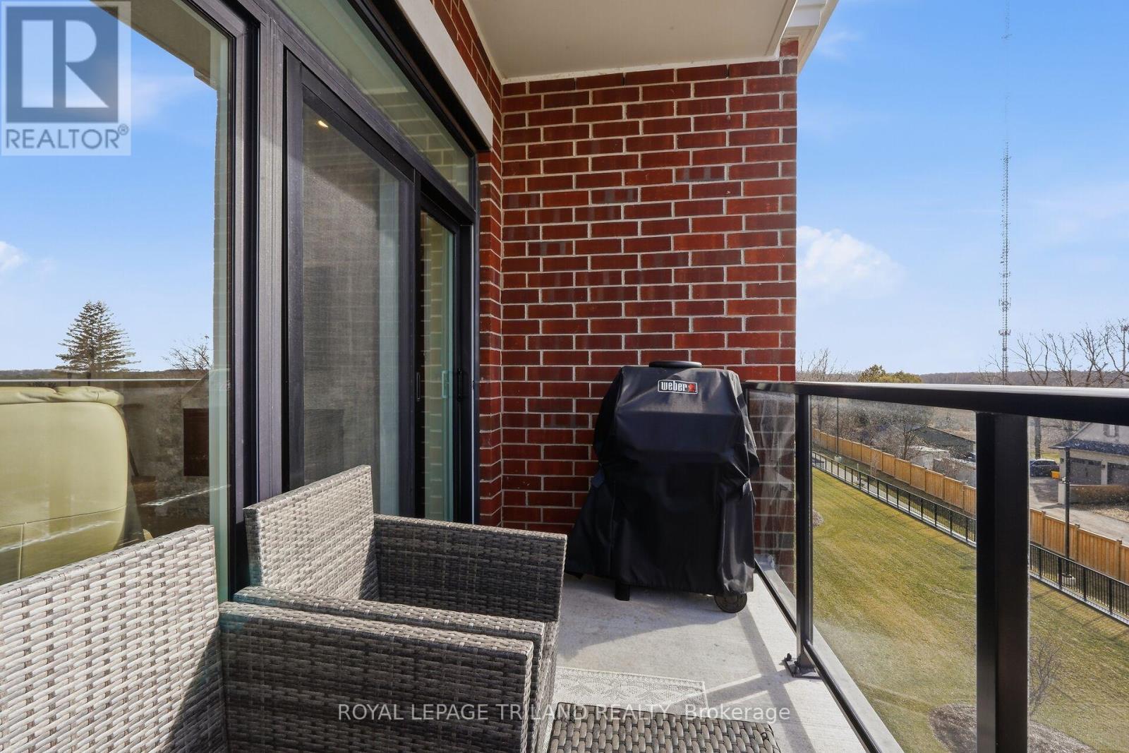 310 - 1560 Upper West Avenue, London South (South B), ON - Outdoor With Exterior