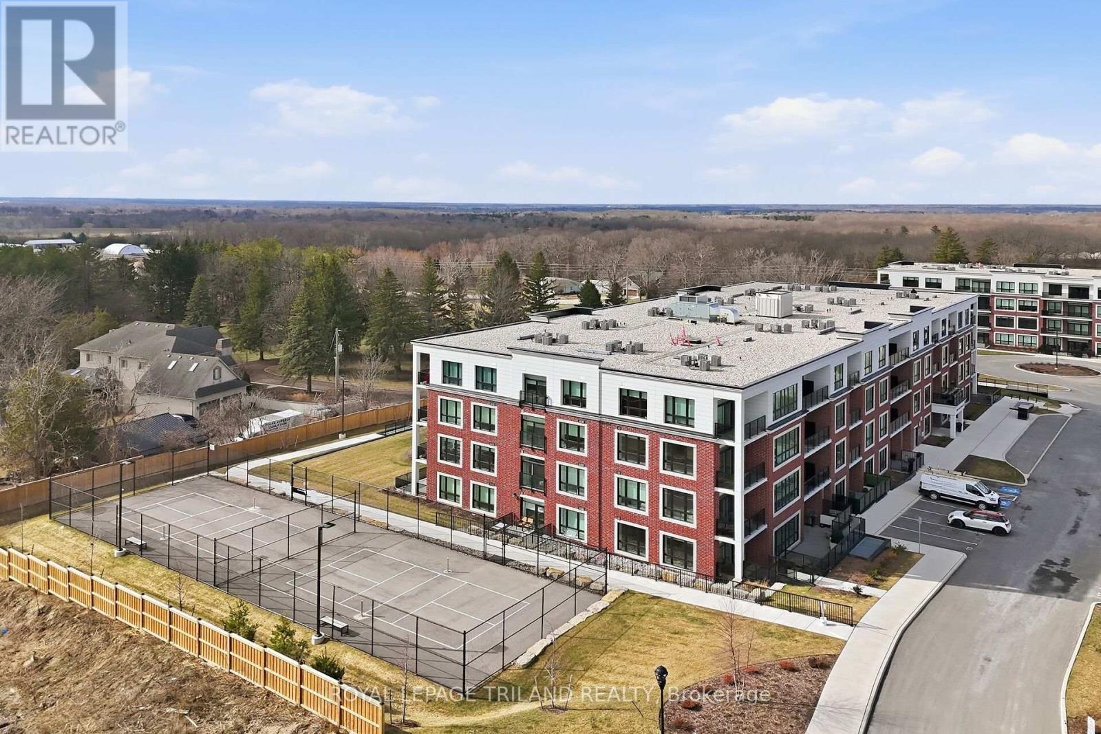 310 - 1560 Upper West Avenue, London South (South B), ON - Outdoor With View