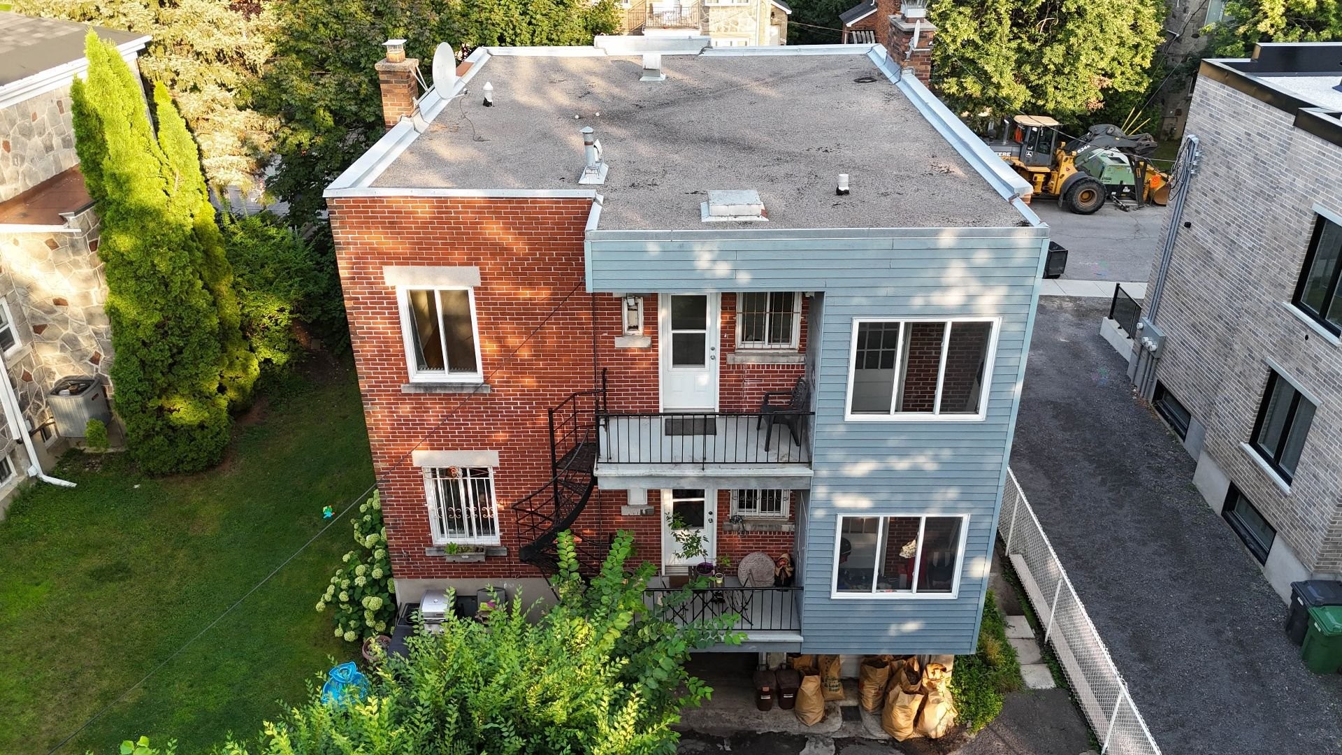 Front of Structure - 3967 Av. Lacombe, Montréal (Côte-Des-Neiges/Notre-Dame-De-Grâce), QC - Outdoor