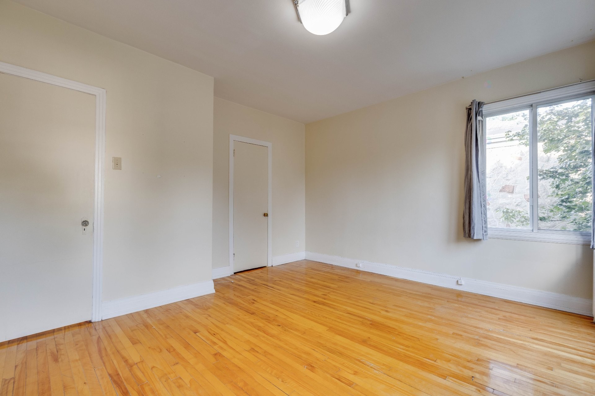 Bedroom - 3967 Av. Lacombe, Montréal (Côte-Des-Neiges/Notre-Dame-De-Grâce), QC - Indoor Photo Showing Other Room