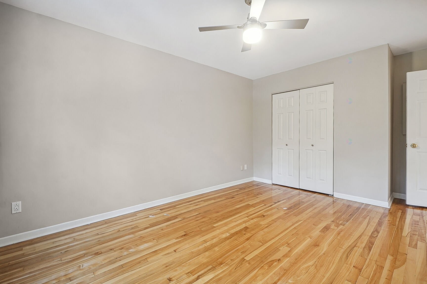 Master Bedroom - 9227 Av. Vincent-Quiblier, Montréal (Ahuntsic-Cartierville), QC - Indoor Photo Showing Other Room