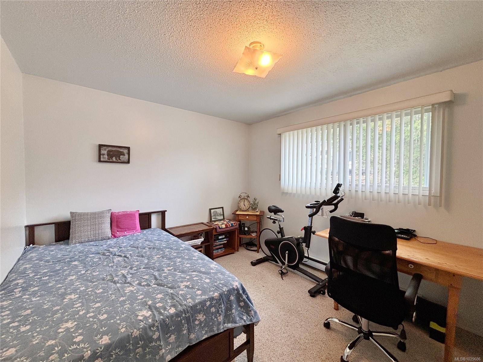 529 Cedar Cres, Gold River, BC