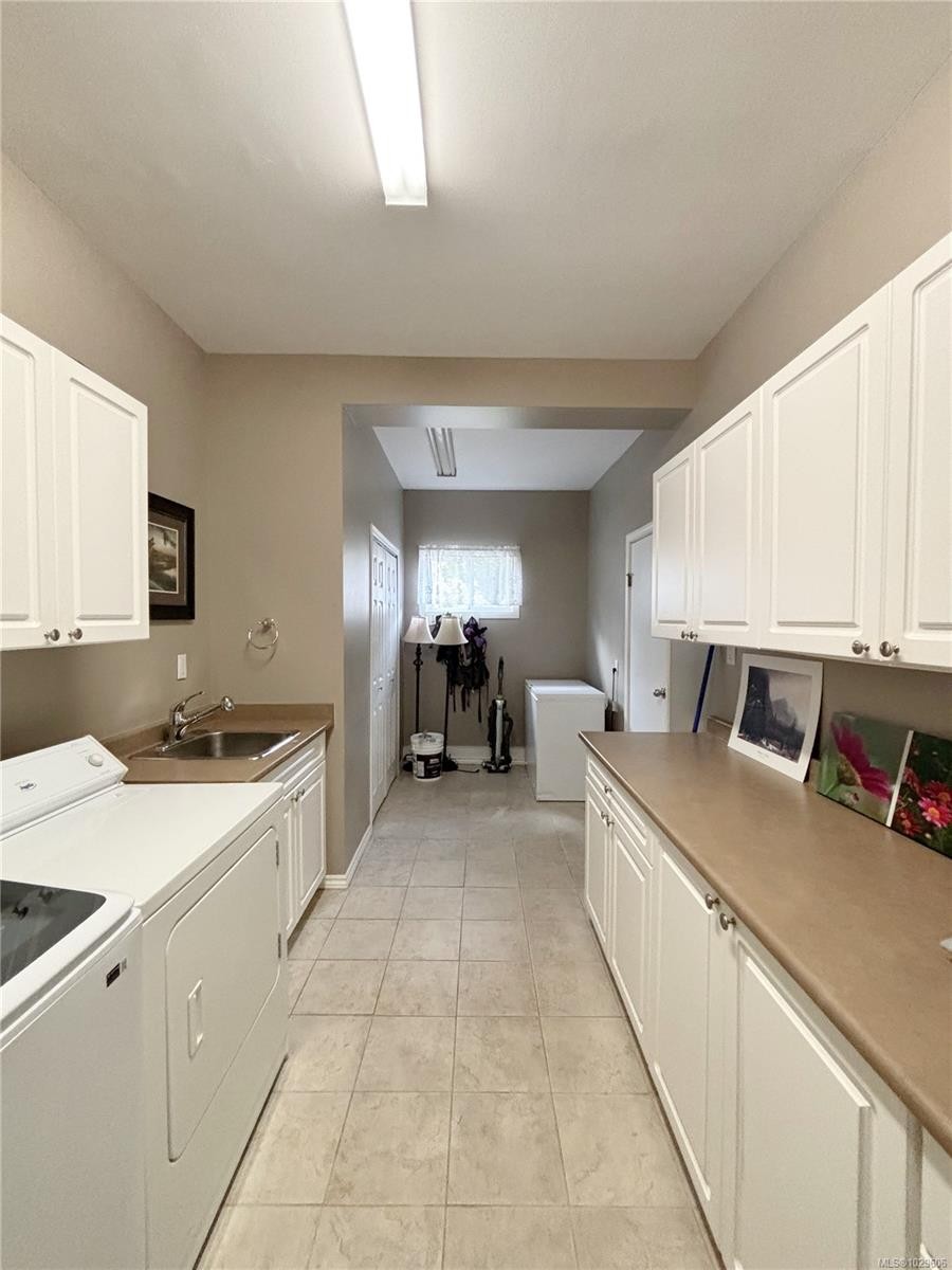 529 Cedar Cres, Gold River, BC