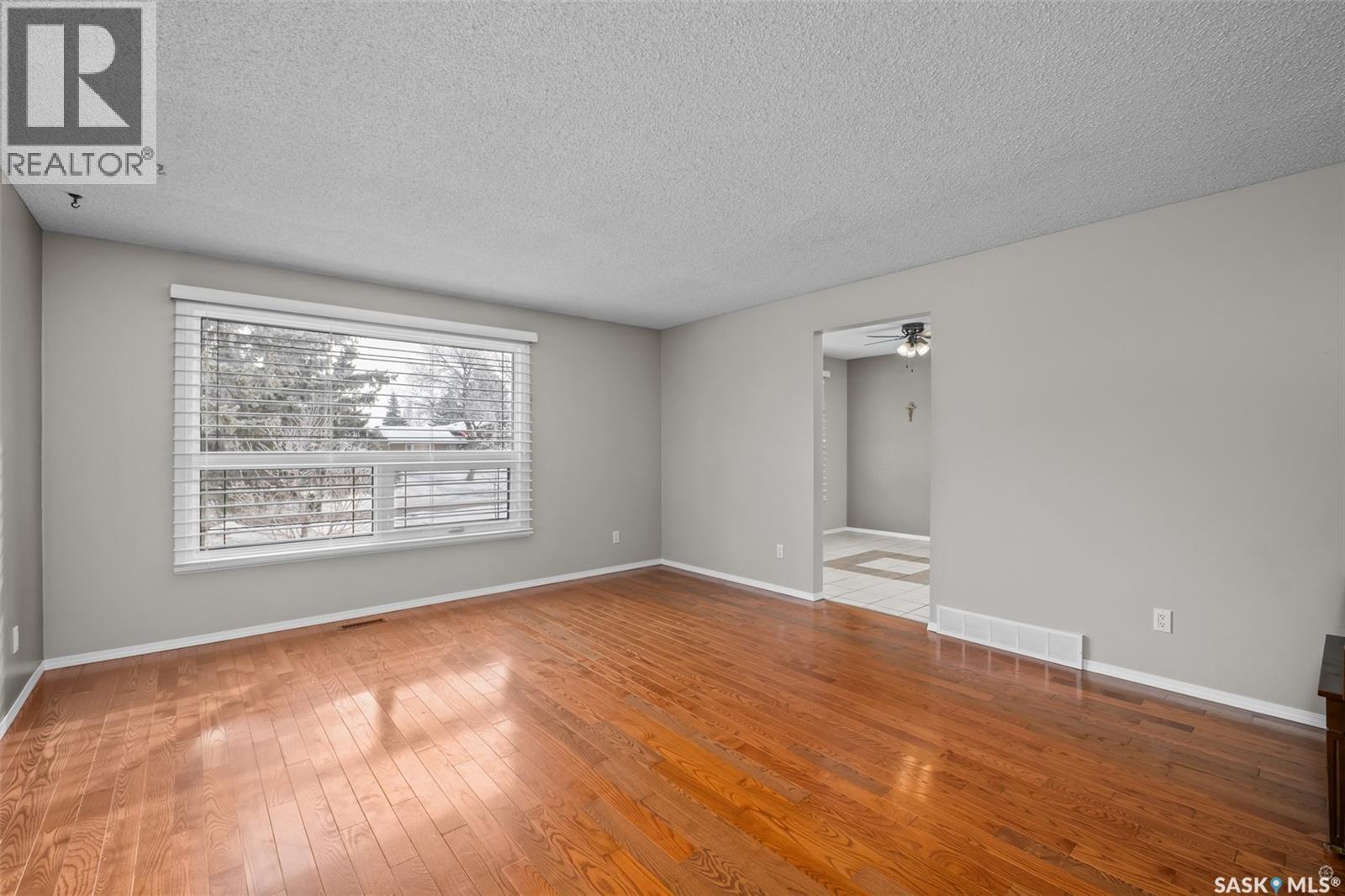 2425 15Th Avenue E, Prince Albert, SK - Indoor Photo Showing Other Room