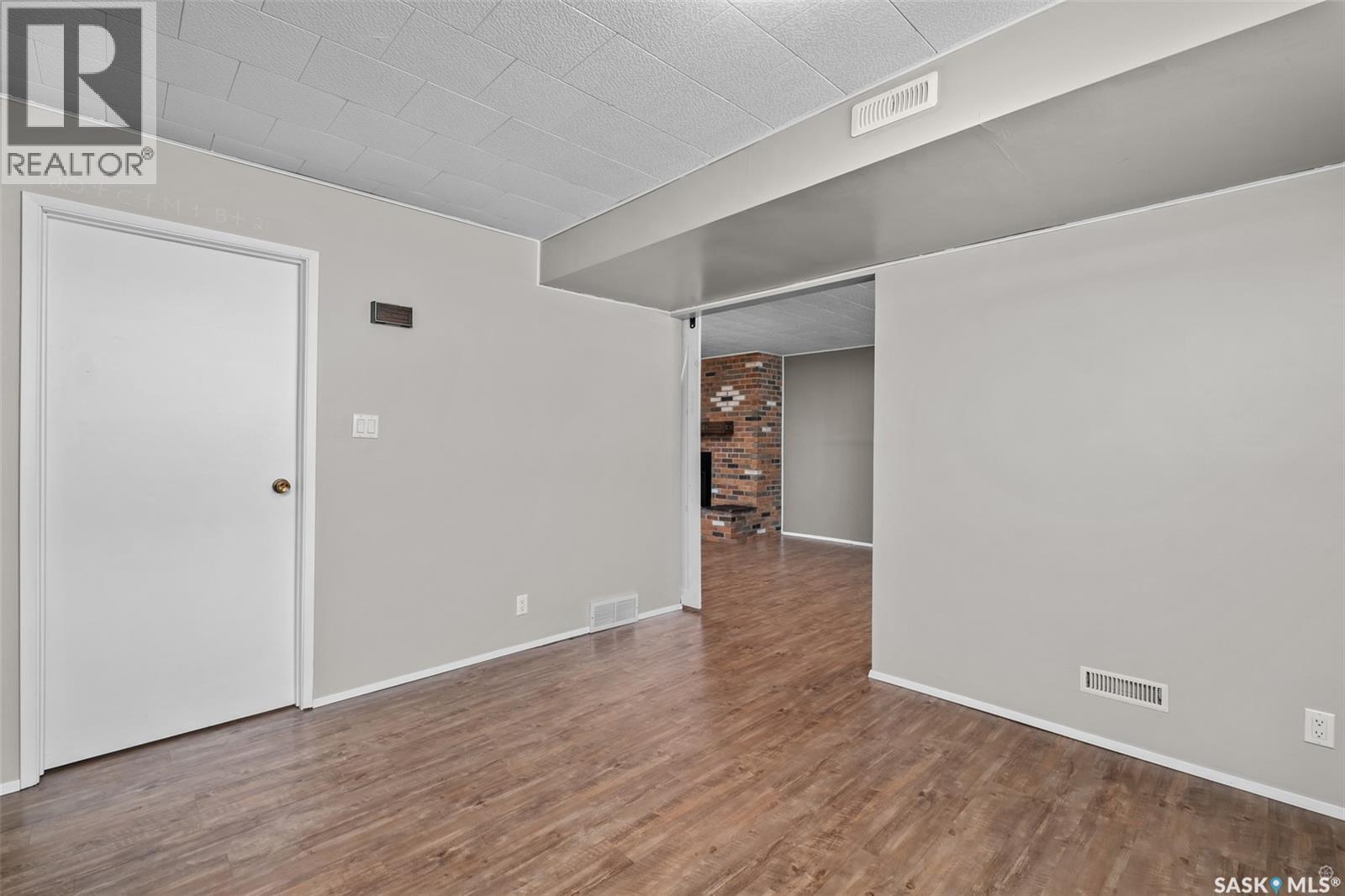 2425 15Th Avenue E, Prince Albert, SK - Indoor Photo Showing Other Room