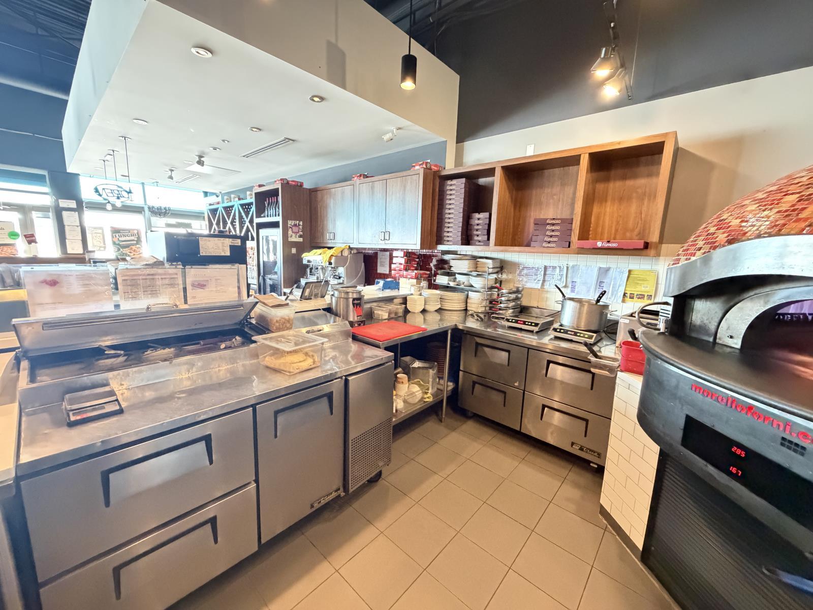 15811 97 St Nw, Edmonton, AB