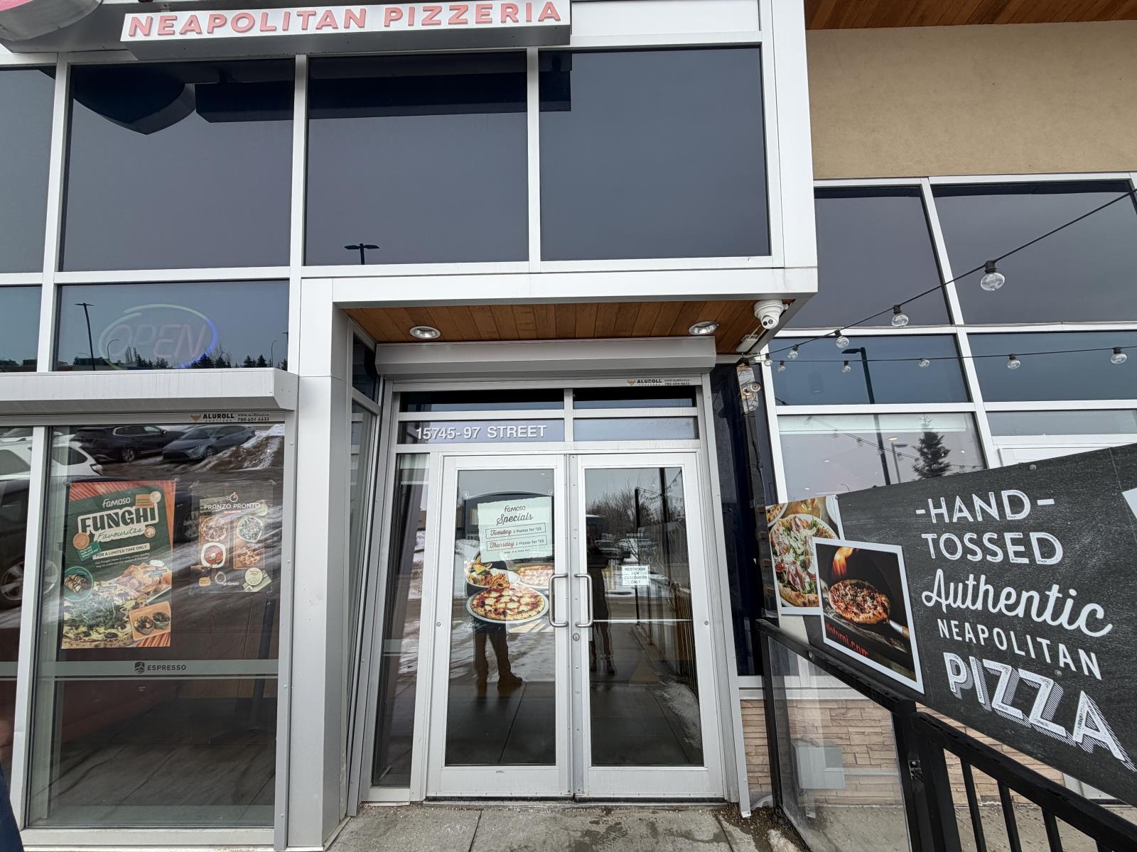 15811 97 St Nw, Edmonton, AB