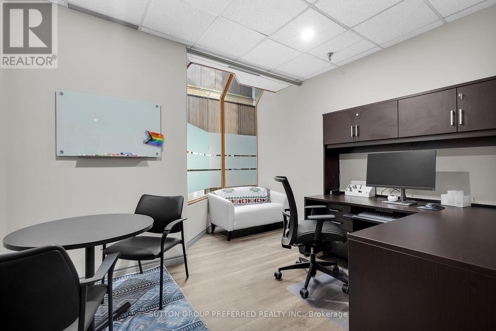 Office 1 - 118-119 - 379 Dundas Street, London East (East K), ON