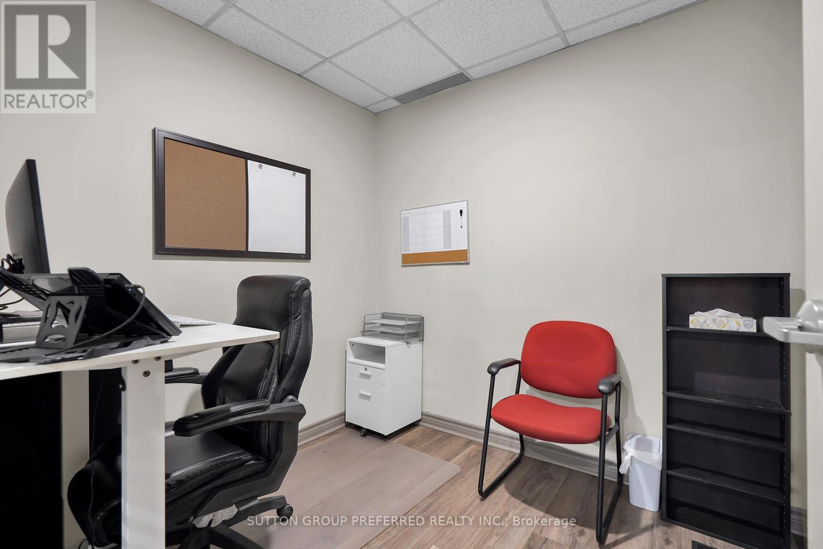 Office 1 - 118-119 - 379 Dundas Street, London East (East K), ON