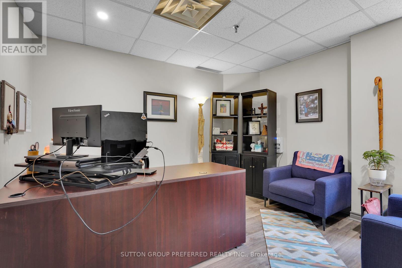 Office 3 - 118-119 - 379 Dundas Street, London East (East K), ON