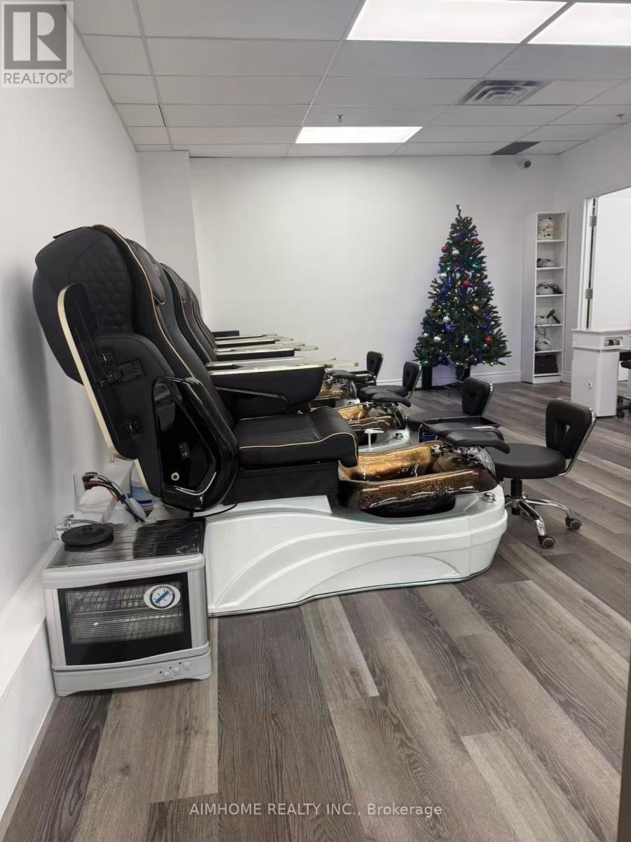 6A Yonge Street, Toronto, ON