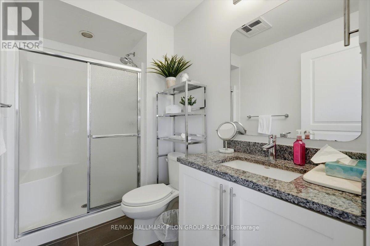 413 - 238 Besserer Street, Ottawa, ON - Indoor Photo Showing Bathroom