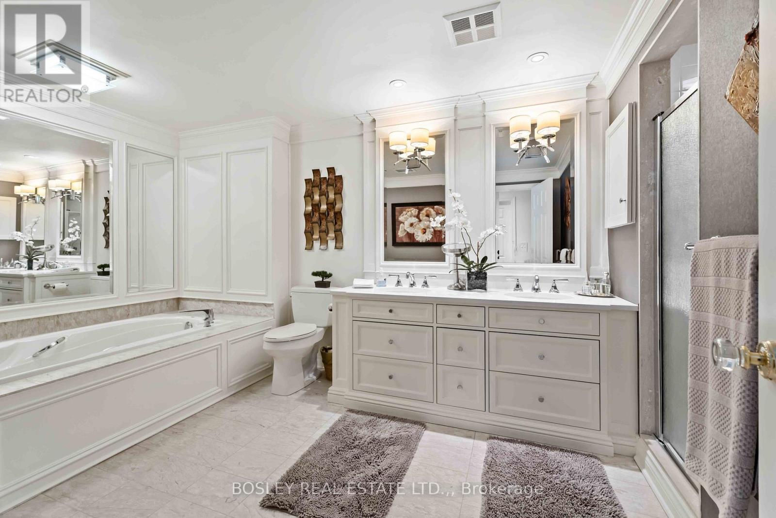2603 - 701 Geneva Street, St. Catharines (Lakeshore), ON - Indoor Photo Showing Bathroom