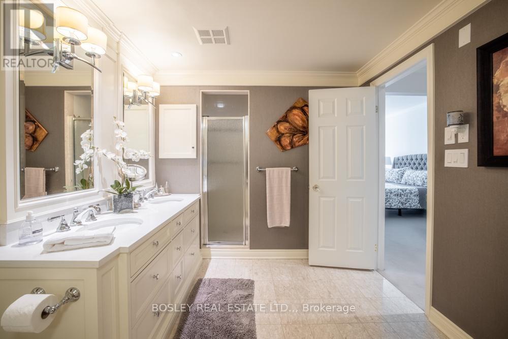 2603 - 701 Geneva Street, St. Catharines (Lakeshore), ON - Indoor Photo Showing Bathroom