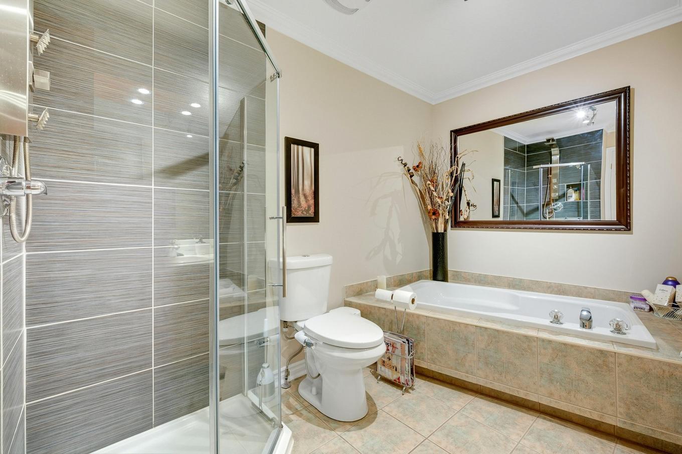 Salle de bains - 10-780 Rue Bélanger, Saint-Jérôme, QC - Indoor Photo Showing Bathroom