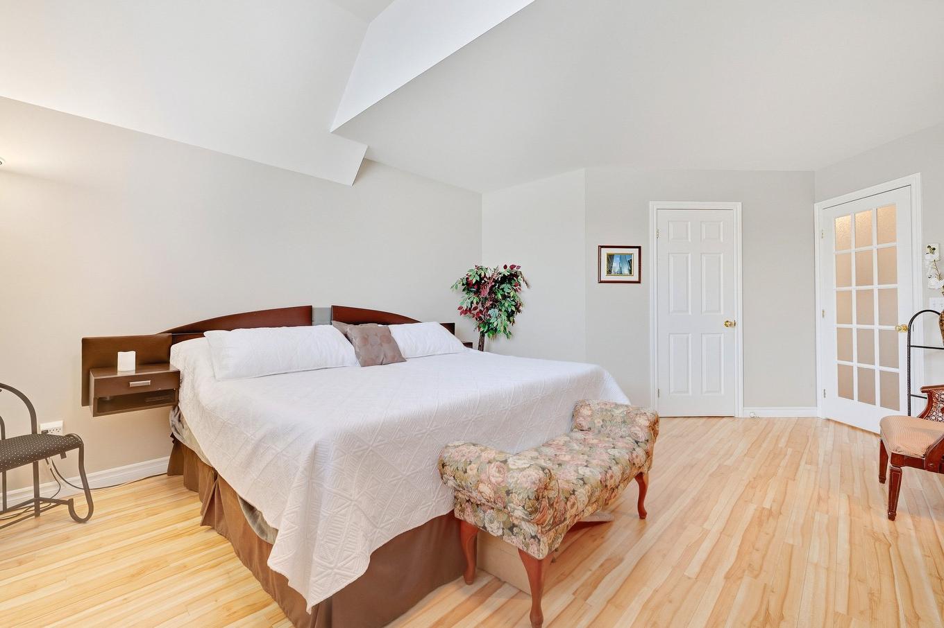 Chambre à coucher principale - 10-780 Rue Bélanger, Saint-Jérôme, QC - Indoor Photo Showing Bedroom