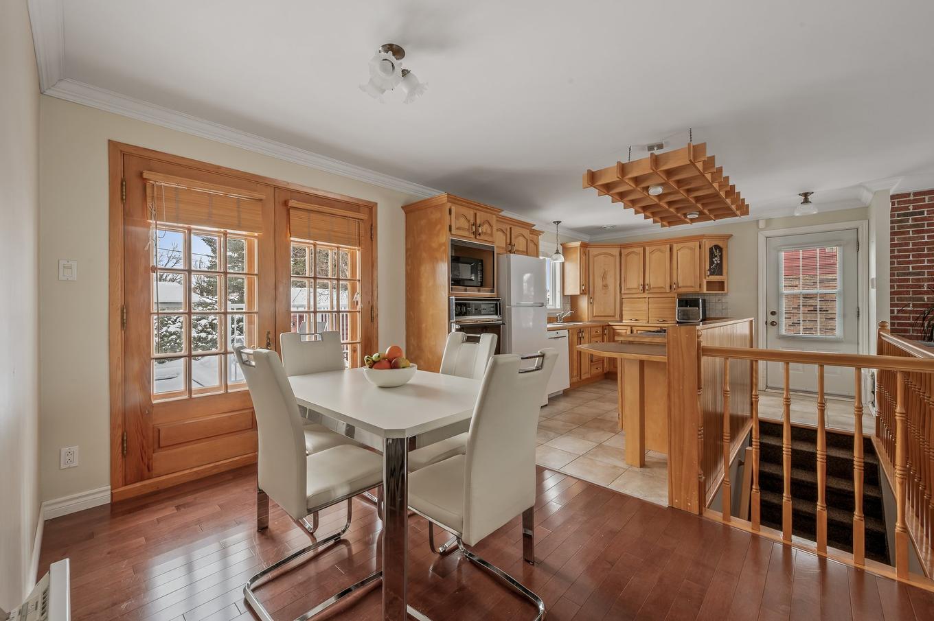 Salle à manger - 21 Rue Du Seigle, Lévis (Les Chutes-De-La-Chaudière-Ouest), QC - Indoor Photo Showing Dining Room