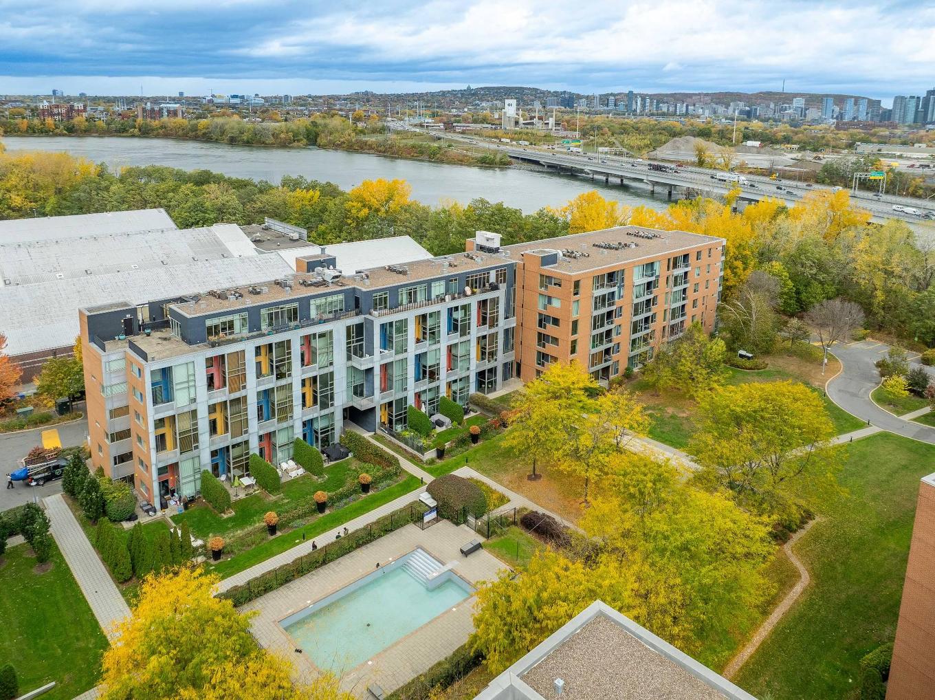 Face arrière - 411-220 Ch. Du Golf, Montréal (Verdun/Île-Des-Soeurs), QC - Outdoor With View