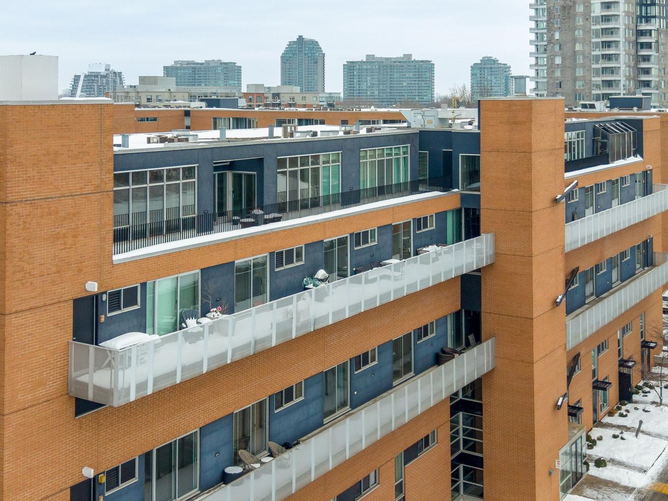 Photo aérienne - 411-220 Ch. Du Golf, Montréal (Verdun/Île-Des-Soeurs), QC - Outdoor