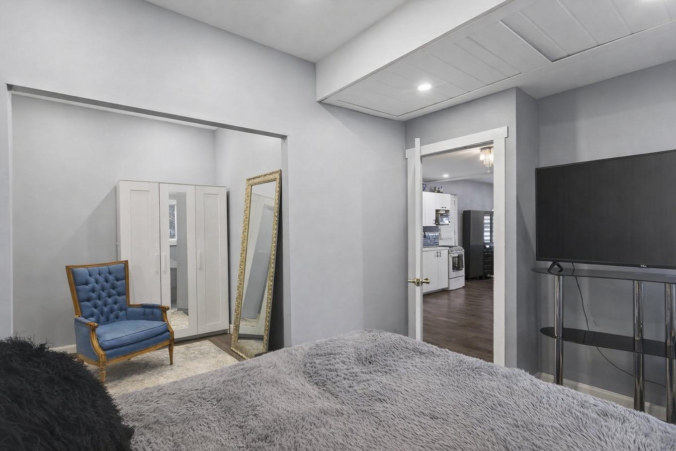 Intergénération - 14871 Boul. Gouin O., Montréal (L'Île-Bizard/Sainte-Geneviève), QC - Indoor Photo Showing Bedroom