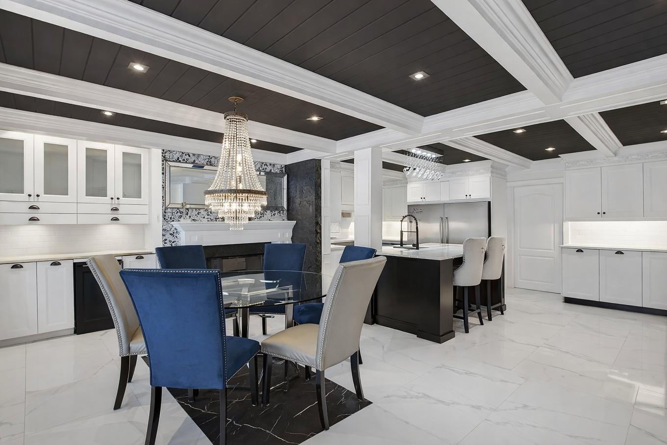 Coin-repas - 14871 Boul. Gouin O., Montréal (L'Île-Bizard/Sainte-Geneviève), QC - Indoor Photo Showing Other Room