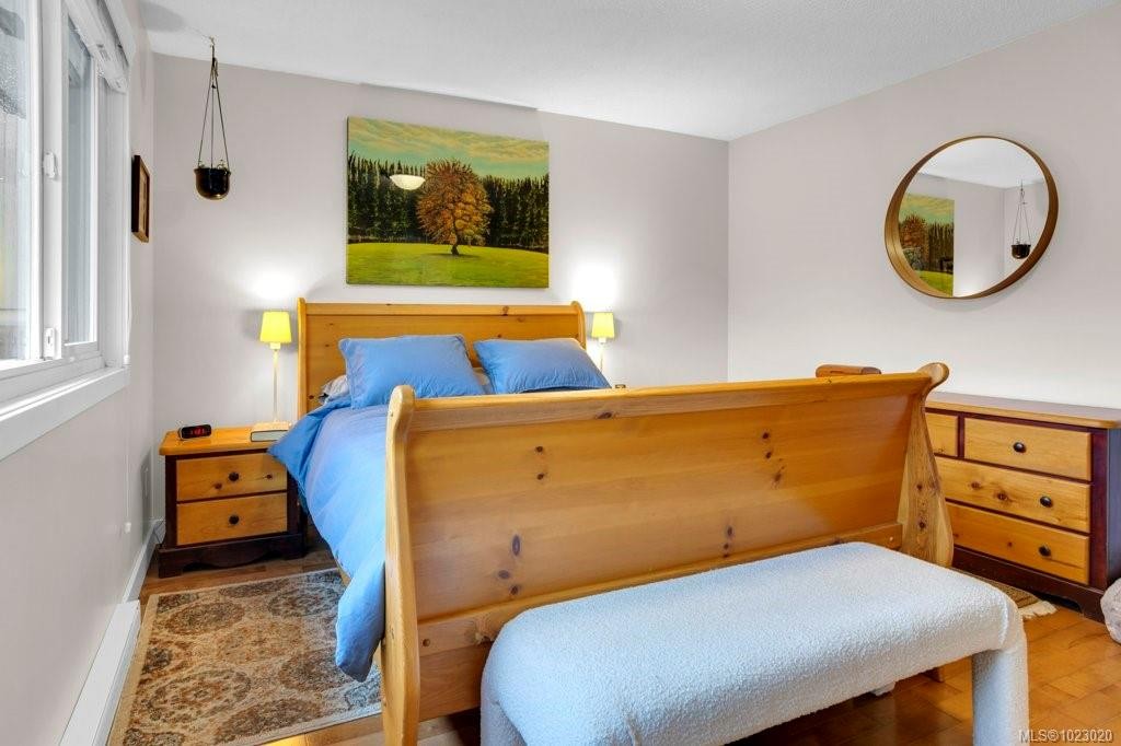 6069 Waldbank Rd, Nanaimo, BC