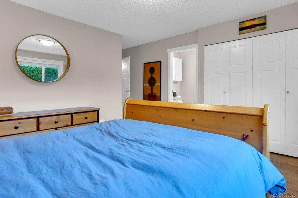 6069 Waldbank Rd, Nanaimo, BC