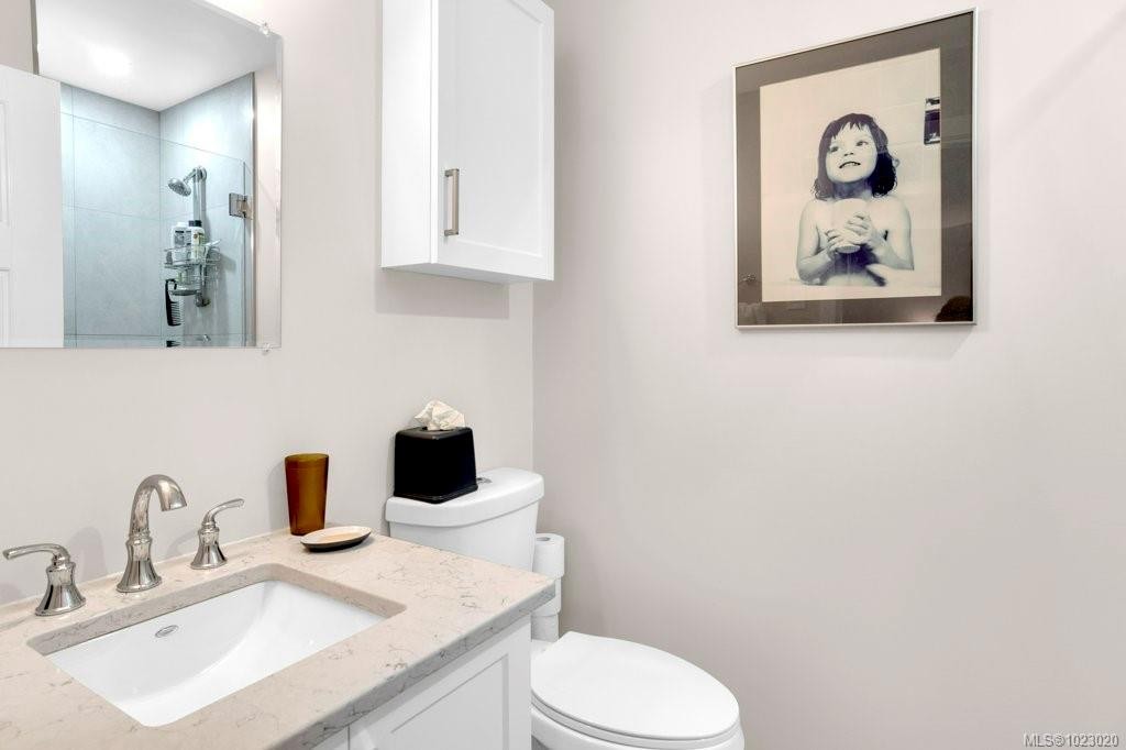 6069 Waldbank Rd, Nanaimo, BC